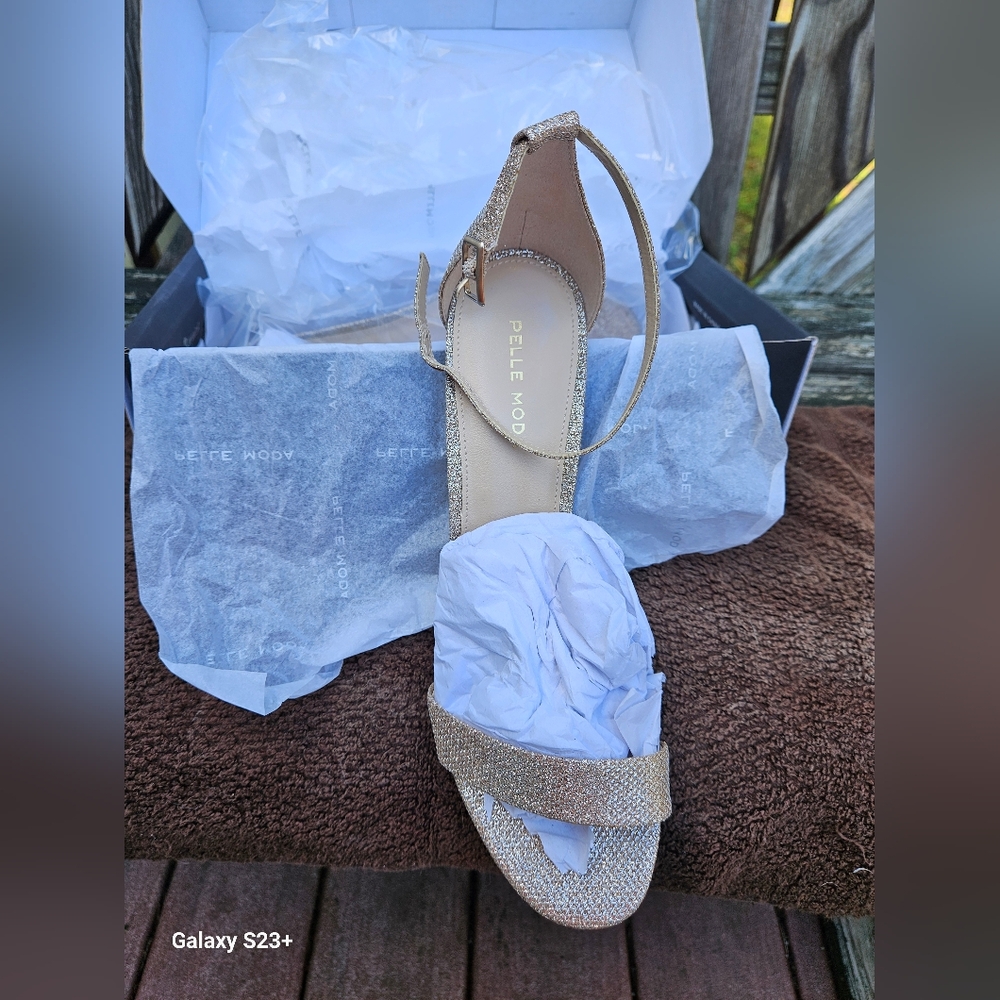 Brand new platinum gold sandles